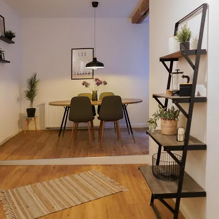 Lady Milavie Apartment *